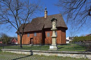 To jeden z najstarszych kościołów w Małopolsce. Kiedyś znajdował się przy nim szpital 
