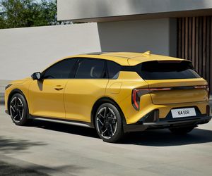 KIA K4