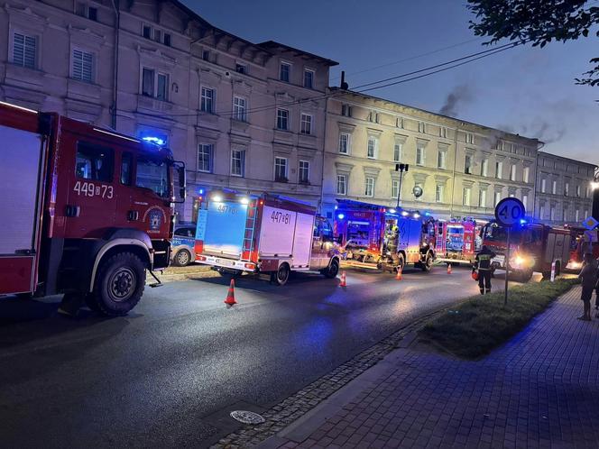 Dwie osoby nie żyją, 11 zostało ewakuowanych