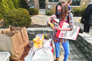 Wzięła ślub i pojechała walczyć