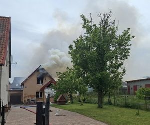 Pożar w Stawigudzie. Poparzona kobieta w szpitalu