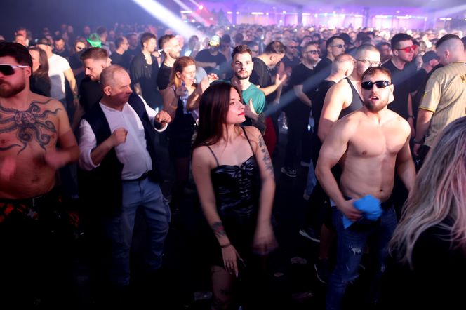 Mayday 2025 w Katowicach. Fani przed sceną bawią się najlepiej