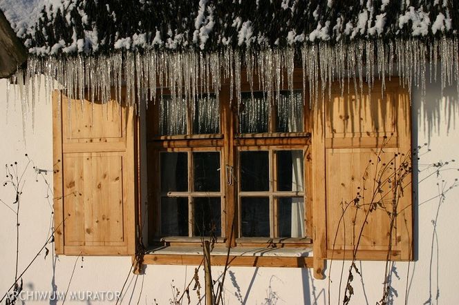 Jak zmniejszyć straty ciepła? Prawidłowa termoizolacja domu przed zimą