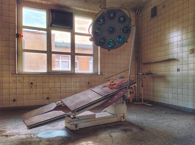 Opuszczony Szpital w Górze Leśnej