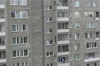 W Olsztynie zrekonstruowano mieszkanie rodem z PRL. Można się w nim rozgościć [WIDEO]