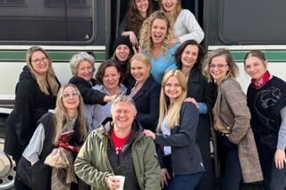 Przyjaciółki, na planie 21 sezonu: Inga (Małgorzata Socha), Patrycja (Joanna Liszowska), Anka (Magdalena Stużyńska), Zuza (Anita Sokołowska) 