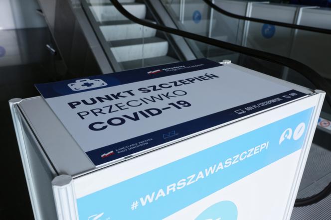 Punkt szczepień na Stadionie Legii w Warszawie