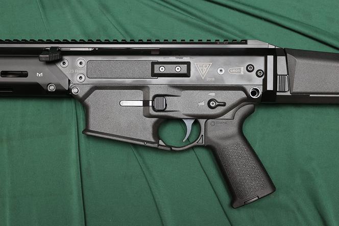 Fabryka broni żąda milona