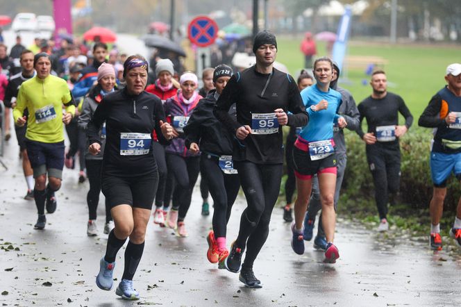 Bieg Bądź aktywny - przegoń raka. 6. edycja w Katowickim Parku Leśnym
