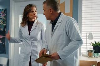 M jak miłość, odcinek 1731: Ewa Kalinowska za plecami Artura przyjmie nowego pracownika na miejsce Łukasza! Jeszcze będzie się jej tłumaczył 