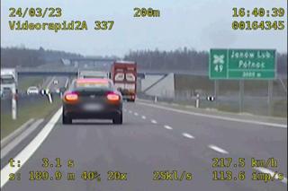 Pędził bentleyem jak szalony