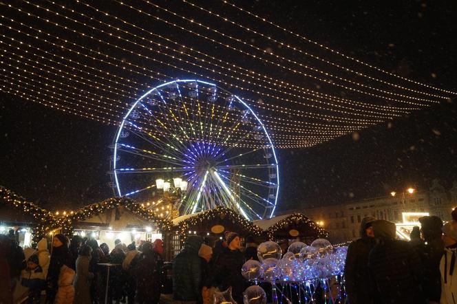 Magia świąt opanowała miasto! Byliśmy na Bydgoskim Jarmarku Świątecznym 