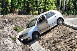 Starachowcie. Jechał na podwójnym gazie, wylądował w rowie