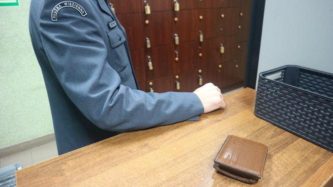 Areszt Śledczy w Białymstoku. Były osadzony próbował ukraść portfel w poczekalni