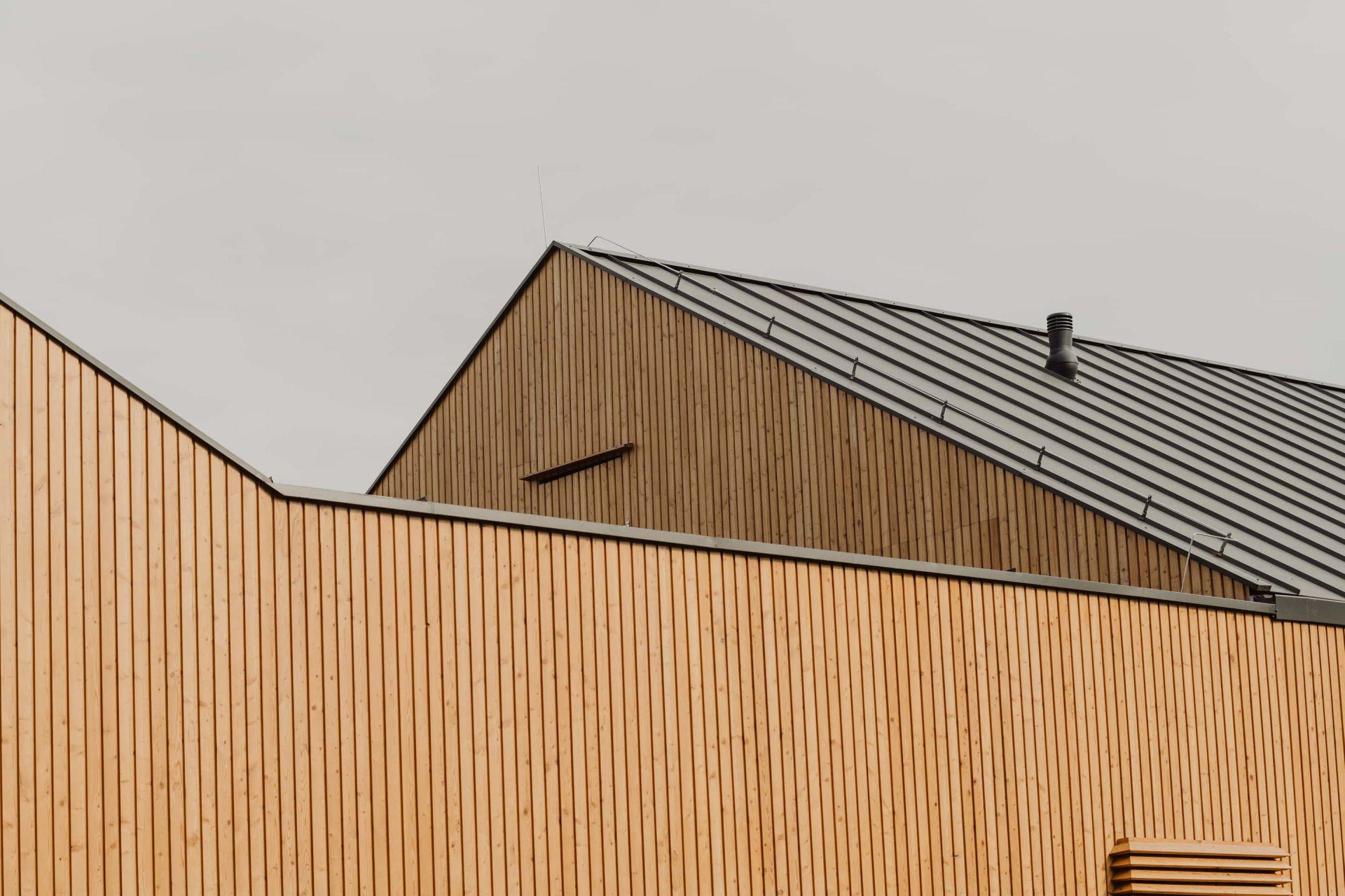 Dom weselny Lubaszka pracowni MEEKO Architekci