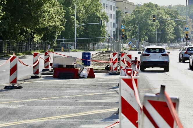 Zacznie się koszmar dla kierowców w Warszawie. Rusza budowa tramwaju do Wilanowa i kolektora na ścieki