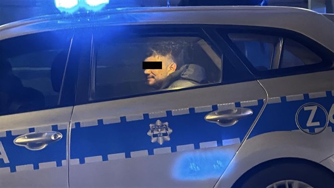 Pijany policjant szalał po warszawskich blokach. Został zatrzymany