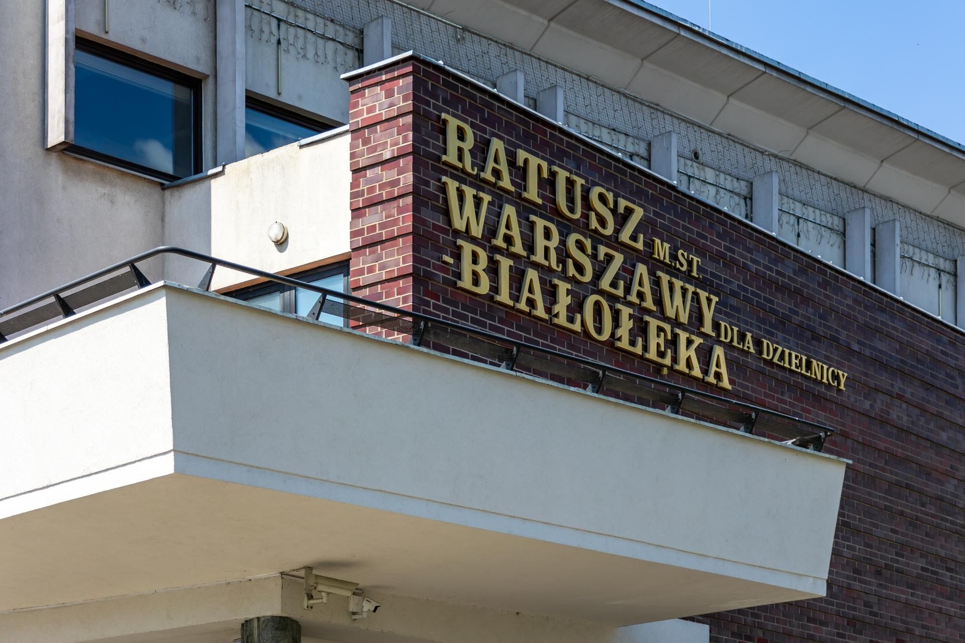 Ratusz dzielnicy Białołęka w Warszawie