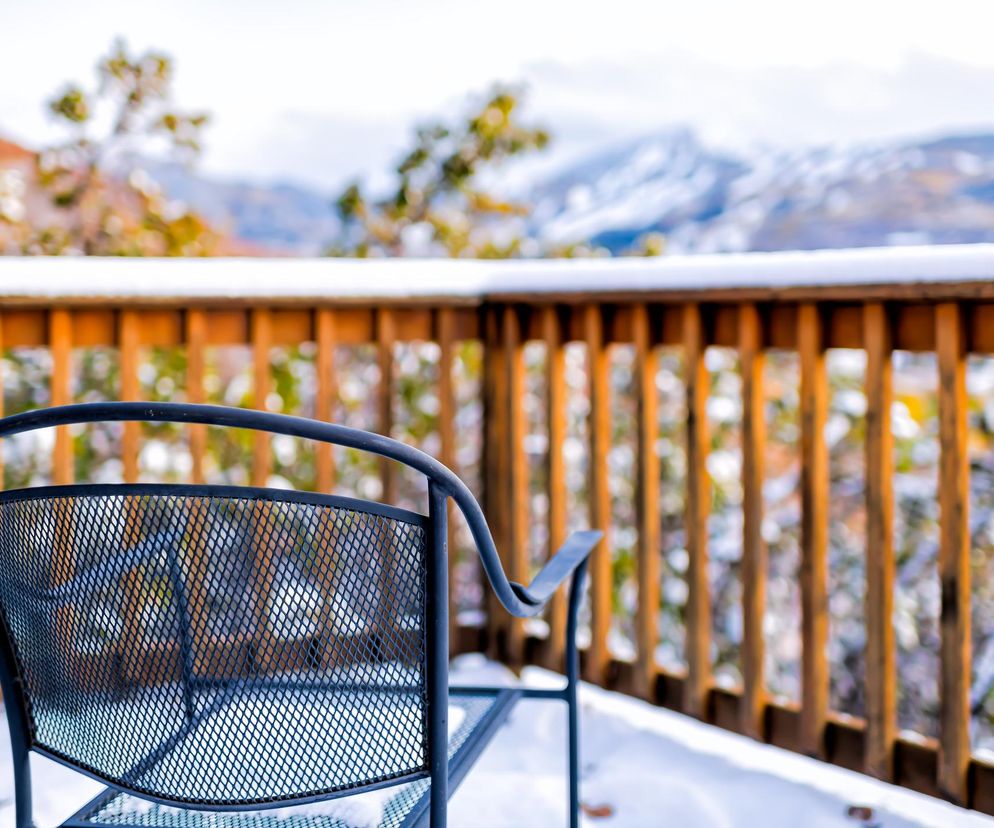 Zimowa hydroizolacja balkonu z zastosowaniem systemów PMMA 