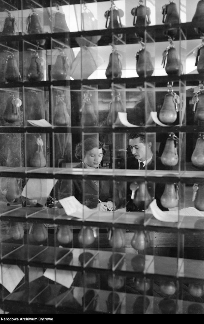 Hotel Warszawa w Prudentialu w latach 50.