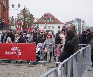 Tak białostoczanie uczcili Narodowe Święto Niepodległości 2024 w Białymstoku [ZDJĘCIA]