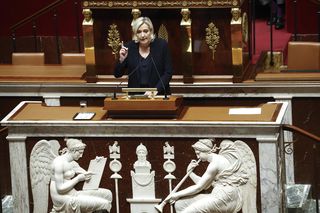 Upadek rządu Michela Barniera 