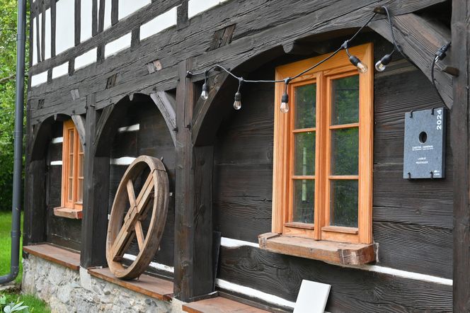 Dom przysłupowy w Wolimierzu - jeszcze w remoncie, ale prawie jak nowy