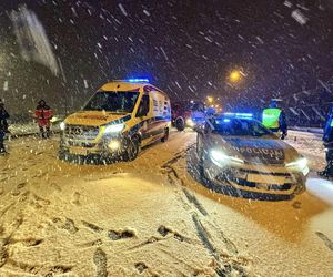 Silne opady śniegu w województwie śląskim. Utrudnienia na S1 i S86 z Sosnowca do Katowic