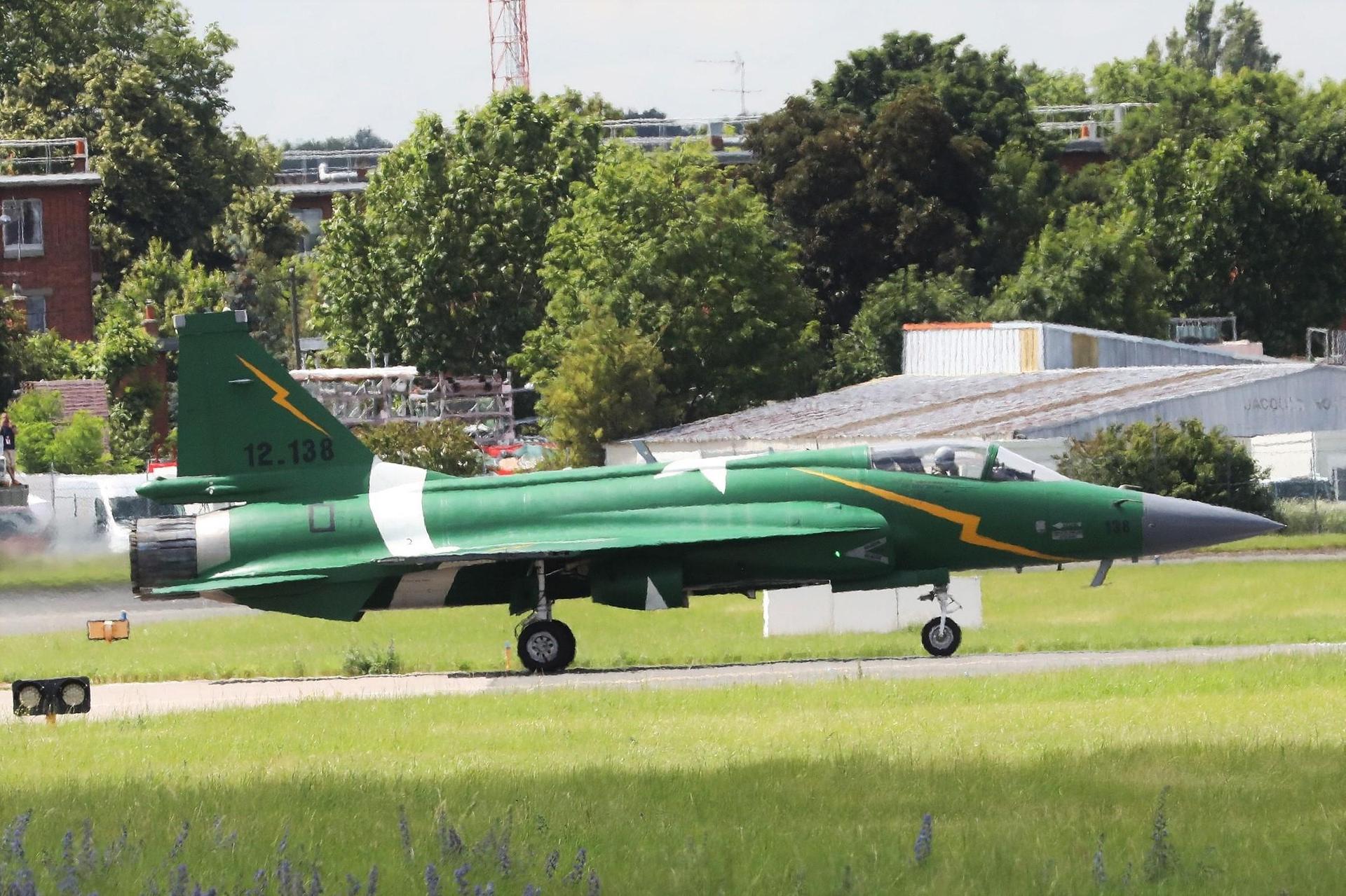 Pakistański JF-17 Thunder