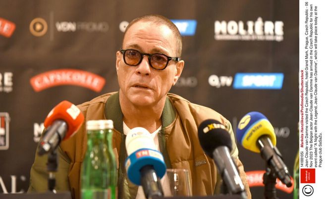  Jean-Claude Van Damme może mieć poważne kłopoty. W tle handel ludźmi 
