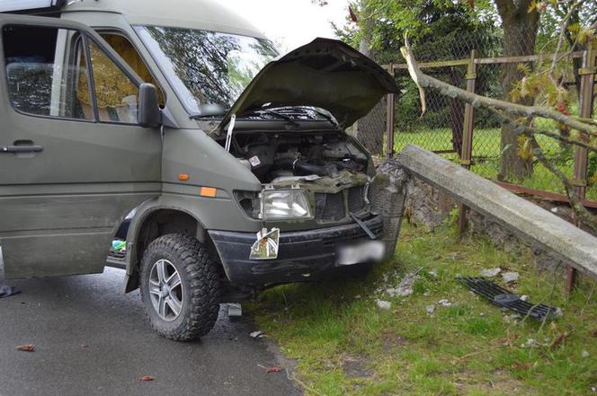 Sprawca kradzieży dwóch samochodów w Wilkowicach zatrzymany. Jeden rozbił 