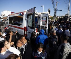 Makabra! Zawalił się dach dyskoteki. Co najmniej 184 osoby nie żyją!