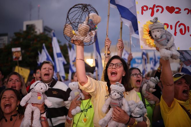 Uwolnienie zakładników w ramach umowy Izraela z Hamasem