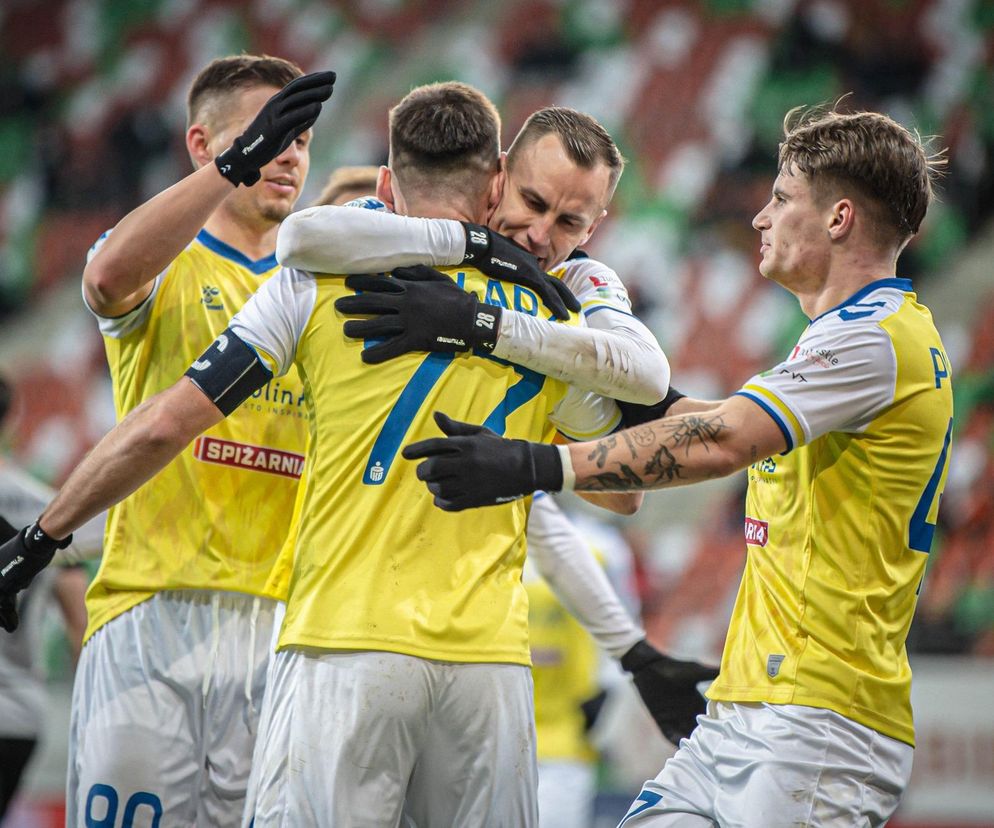 Radość piłkarzy Motoru Lublin po strzeleniu gola w meczu z Zagłębiem Lubin