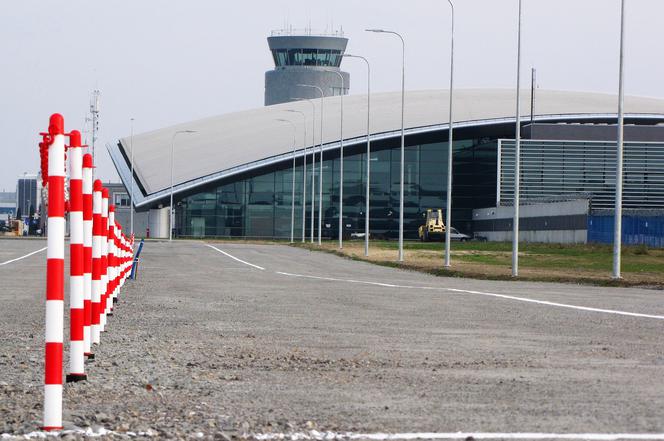 Lotniska w Rzeszowie, Warszawie i Modlinie wracają do działania