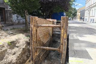 Awaria kanalizacji na ul. Kopernika w Tarnowie