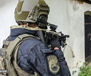 Potężne uderzenie CBŚP na Śląsku. Zlikwidowali fabrykę narkotyku zombie i przejęli towar za 6 mln zł