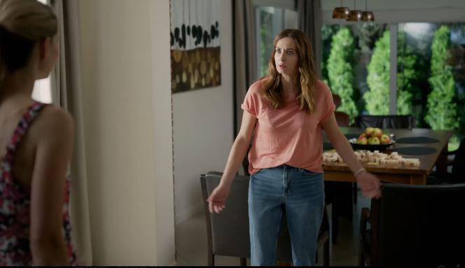 Przyjaciółki 18 odc. 212. Zuza (Anita Sokołowska), Renata (Izabela Zwierzyńska)
