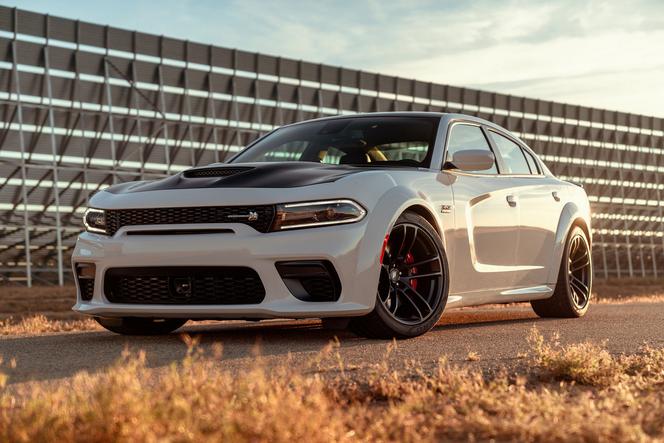 Dodge Charger Scat Pack i SRT Hellcat Widebody