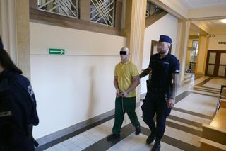 Dawid przeżył horror. Bandyci porwali go z ulicy, wywieźli z miasta, rozebrali do naga i połamali ręce