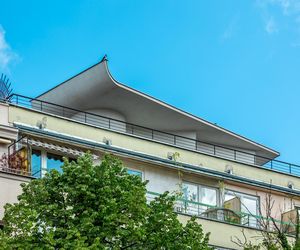 Dom pod żaglem w Warszawie