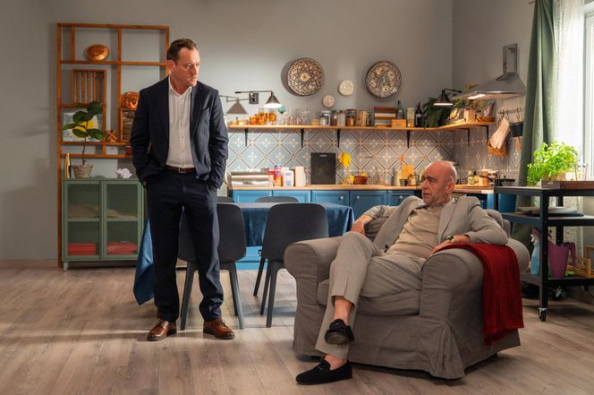 Barwy szczęścia, odcinek 3248: Bandyta Bazylow nie odpuści Stefaniakowi po nocy z Sonią! Zażąda kolejnej, ale w trójkącie- ZDJĘCIA