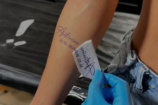 Jakub Rzeźniczak i jego żona zrobili sobie nowe tatuaże