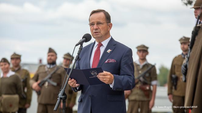 Największy pomnik Żołnierzy Wyklętych osłonięto w Mielcu [ZDJĘCIA, WIDEO]