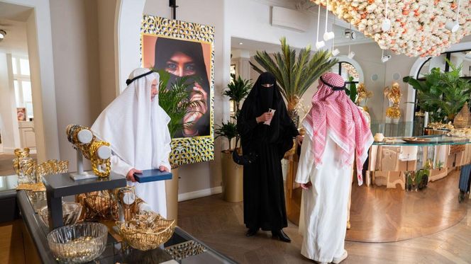 Barwy szczęścia odc. 3218. Andrzej (Leon Charewicz), Antoni Kiryłło (Cezary Nowak), Celina (Orina Krajewska)