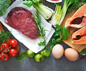 Zapomniana witamina, o którą błaga nasza wątroba. Gdzie znajdziesz jej najwięcej?