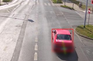 Sieradz. Nietrzeźwa 32-latka prowadziła auto. Siedziała na leżącym mężczyźnie [ZDJĘCIA].