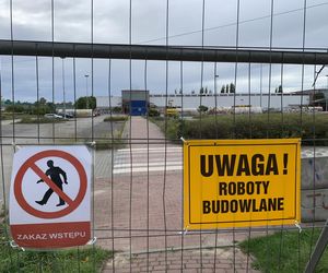 W Dąbrowie Górniczej wyburzają hipermarket Auchan. Powstanie nowy park handlowy