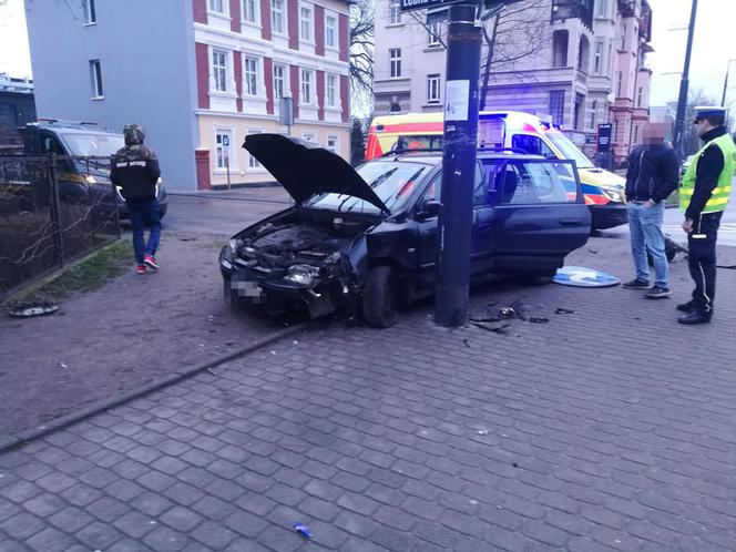 Wypadek na Jagiellońskiej w Bydgoszczy. Kobieta trafiła do szpitala 