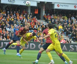 PKO BP Ekstraklasa. Trudny wyjazd przed Koroną Kielce! Czekają ją starcie z Widzewem Łódź